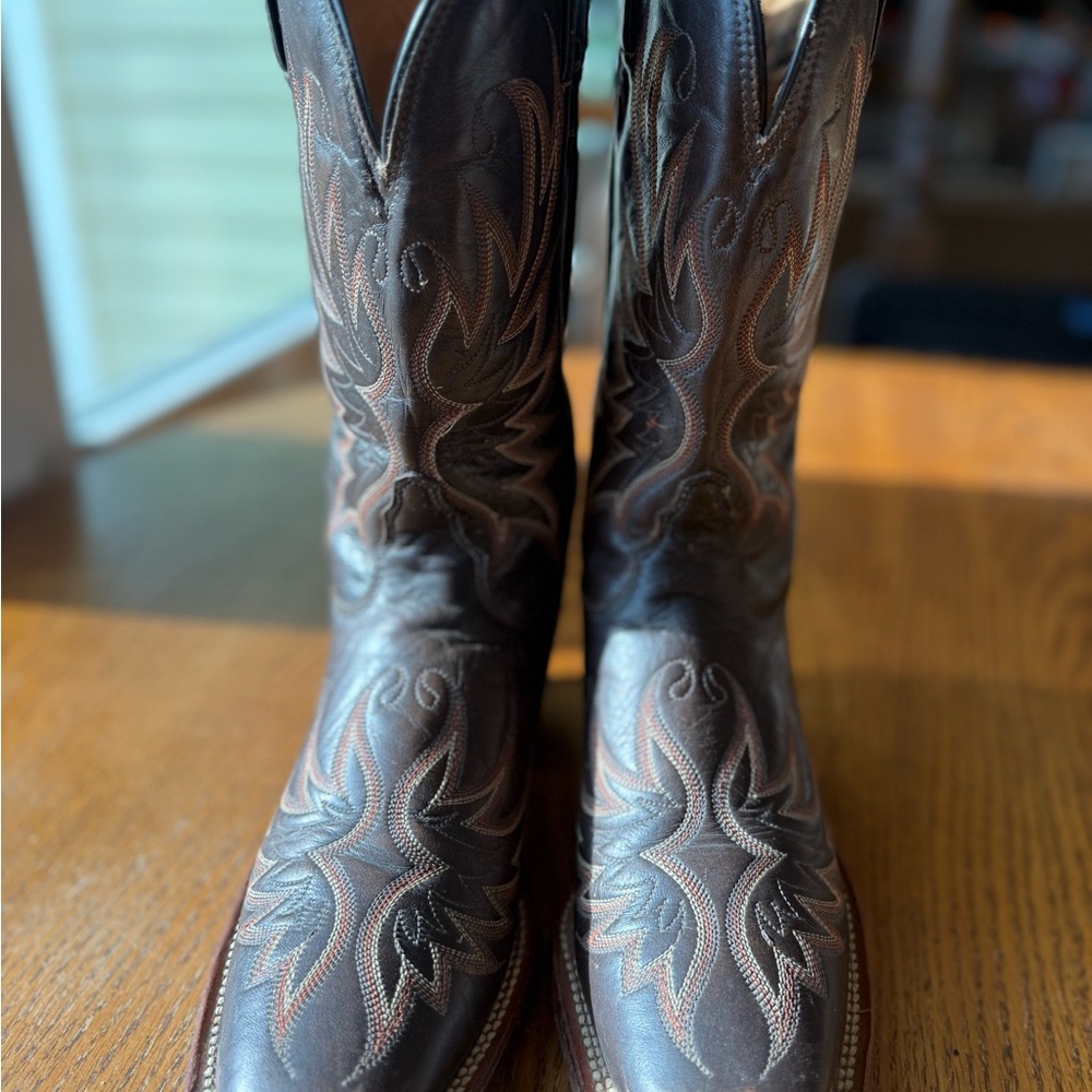 Tony Lama Women’s Leather Cowboy Boots - Picture 3 of 8